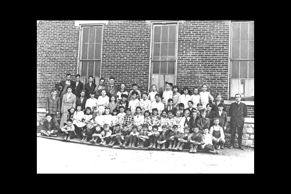 Salem School No. 8, 1916